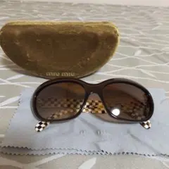 Miu Miu ミュウミュウ ブラウン サングラス ケース付き ブロック柄 MIU MIU / ミュウミュウ】04ZSFVAU50D50 Sunglasses（サングラス