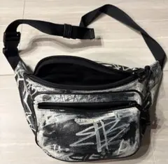 BALENCIAGA グラフィティ ボディバッグのサムネイル