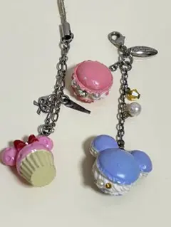ディズニー　カップケーキとマカロンストラップミッキーミニー　DISNEY レトロ