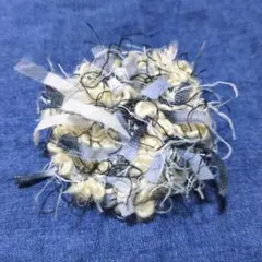 手作り ブローチ 円形 ホワイト ブルー