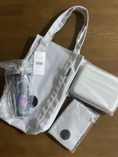 スタバ2026福袋トートバッグなど4点セット