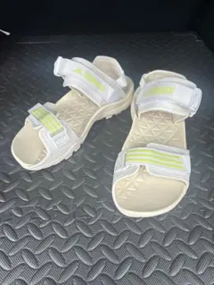 Item thumbnail for item a2137fc8-8bb7-43f2-8f32-7996b2c4d81f