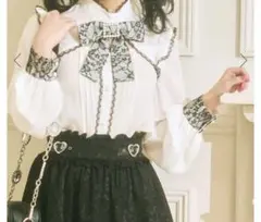 最終値下げ Ank Rouge デコルテあきタックブラウス ホワイト