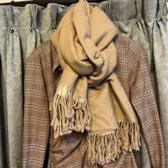 ベージュ マフラー フリンジ付き