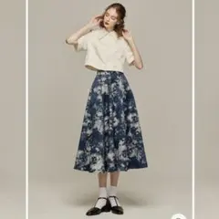 tnewties ミシェルは読唇術ができる スカート S - メルカリ
