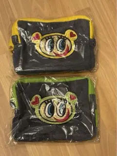 カプセルトイ エンジェルブルー デニム風刺繍ポーチ グリーン イエロー　2点