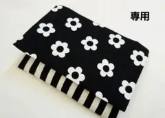 つかさ様専用移動ポケット　ハンドメイド　1359.ブラックお花×四角　他1点