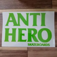 (縦10.7cm横15.7cm)ANTIHERO アンチヒーローステッカーのサムネイル