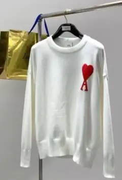 【新品】AMI PARIS ホワイト ニットセーター M2