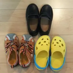 ローファーとサンダル