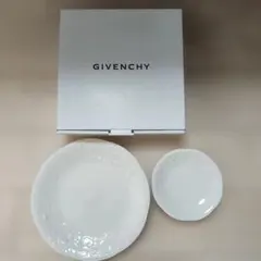 2026年最新】GIVENCHY 大皿の人気アイテム - メルカリ