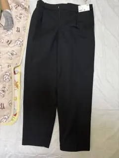 新品ユニクロ　UNIQLOタックワイドパンツ/コットンブラックXLサイズ
