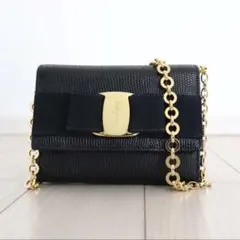 サルヴァトーレフェラガモ ヴァラ リボン レザー チェーン ショルダー バッグ