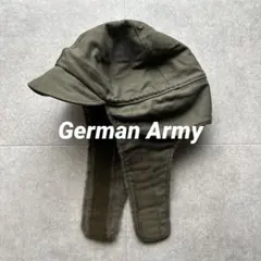 Item thumbnail for item 77f7adf0-11e2-4478-9271-8e14d157590b