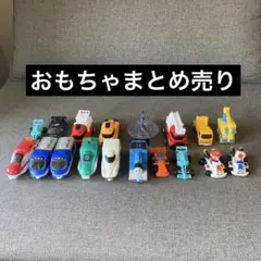 まとめ売り　おもちゃ　ミニカーセット 16個 マリオキャラクター付き