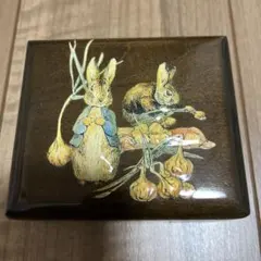 ピーターラビット 木製小物入れ ジュエリーボックス アンティーク調 うさぎ