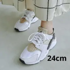 2025年最新】emmi ナイキの人気アイテム - メルカリ