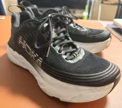hoka スニーカー