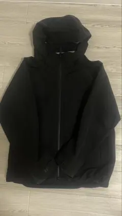 デサント　シェルジャケットのサムネイル