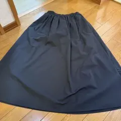 【UNIQLO】ブラック フレアスカート Sサイズ
