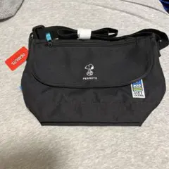 スヌーピー　PEANUTS MEI OCEAN ブラックショルダーバッ新品