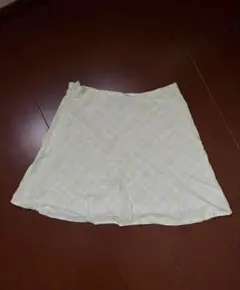 H&M フレアスカート 黄緑　EUR 34