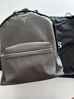 GUESS リュックのサムネイル
