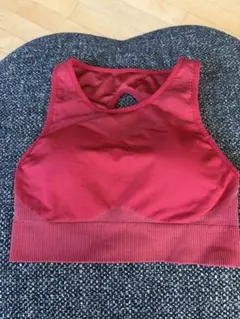 NIKE ナイキ✨スポーツブラ　赤　Mサイズ