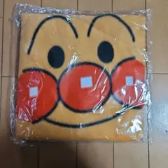 アンパンマン　＊新品＊　大きなダイカットブランケット