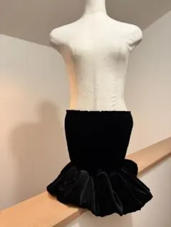 シャーリングベロアスカート　H &M Sサイズ　完売品 ウエストフリル
