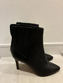 《ダイアナ》ショートブーツ ヒール5センチ