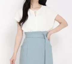 新品未使用✨ストロベリーフィールズ　スラッシュネックブラウス　2024SSのサムネイル