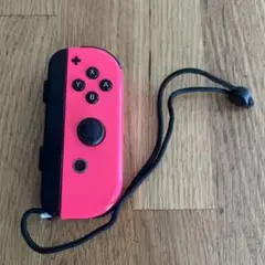 Joy-Con (R)　ネオンピンク　ストラップ付　NintendoSwitch
