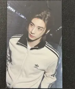 Item thumbnail for item 4773c15b-e2d7-4984-9913-c1000ee3bc1d