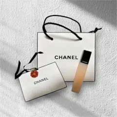 【美品】　袋付きCHANEL ユイルアオングル　ネイルオイル　11ml チャーム