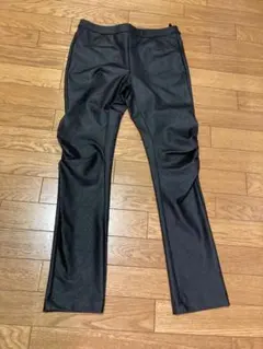 黒　スリムなのに楽♪パンツ　M〜Lサイズ