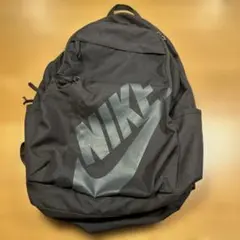NIKE リュック ブラックのサムネイル