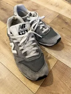 New Balance 996 グレー スニーカーのサムネイル