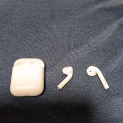 AirPods本体第一世代 ホワイト 充電ケース付き