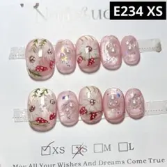 現品ネイルチップ　ベリーショート　アート花ガーベラいちごマグネットピンク系可愛い