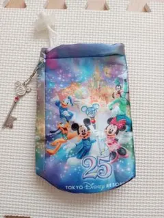 東京ディズニーリゾート 25周年 巾着型ボトルケースのサムネイル