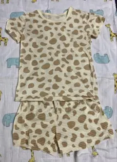 韓国子供服　Tシャツとショートパンツセット 110サイズ