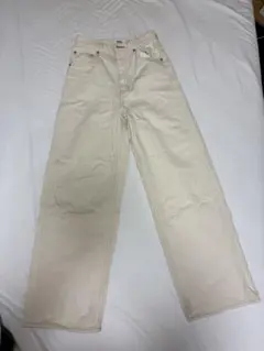 AZULベージュ デニムパンツのサムネイル