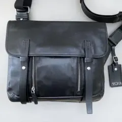TUMI【美品】コロラドデラックス オールレザー メッセンジャーバッグのサムネイル