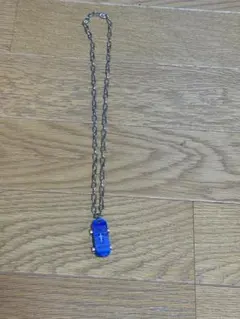 スケートボード型 ネックレス 青