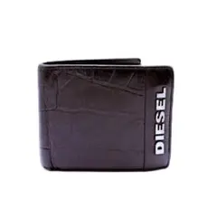 DIESEL ディーゼル　クロコ　型押し　レザー　二つ折り財布　ロゴプレート