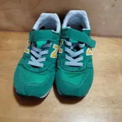 2足　ニューバランス　アシックスサンダル　2足セット