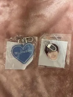 treasureキーホルダー ジョンウ