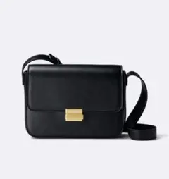 【完全未開封新品】スクエアフラップショルダーバッグ(ブラック)