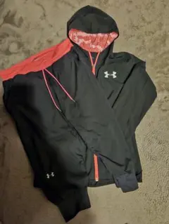 アンダーアーマー✨UNDER ARMOUR ナイロン　上下セットアップ